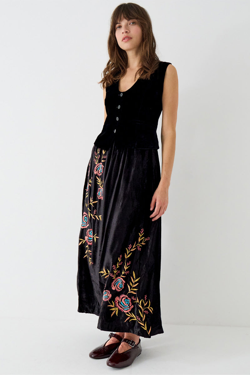 Talia Floral Embroidered Skirt
