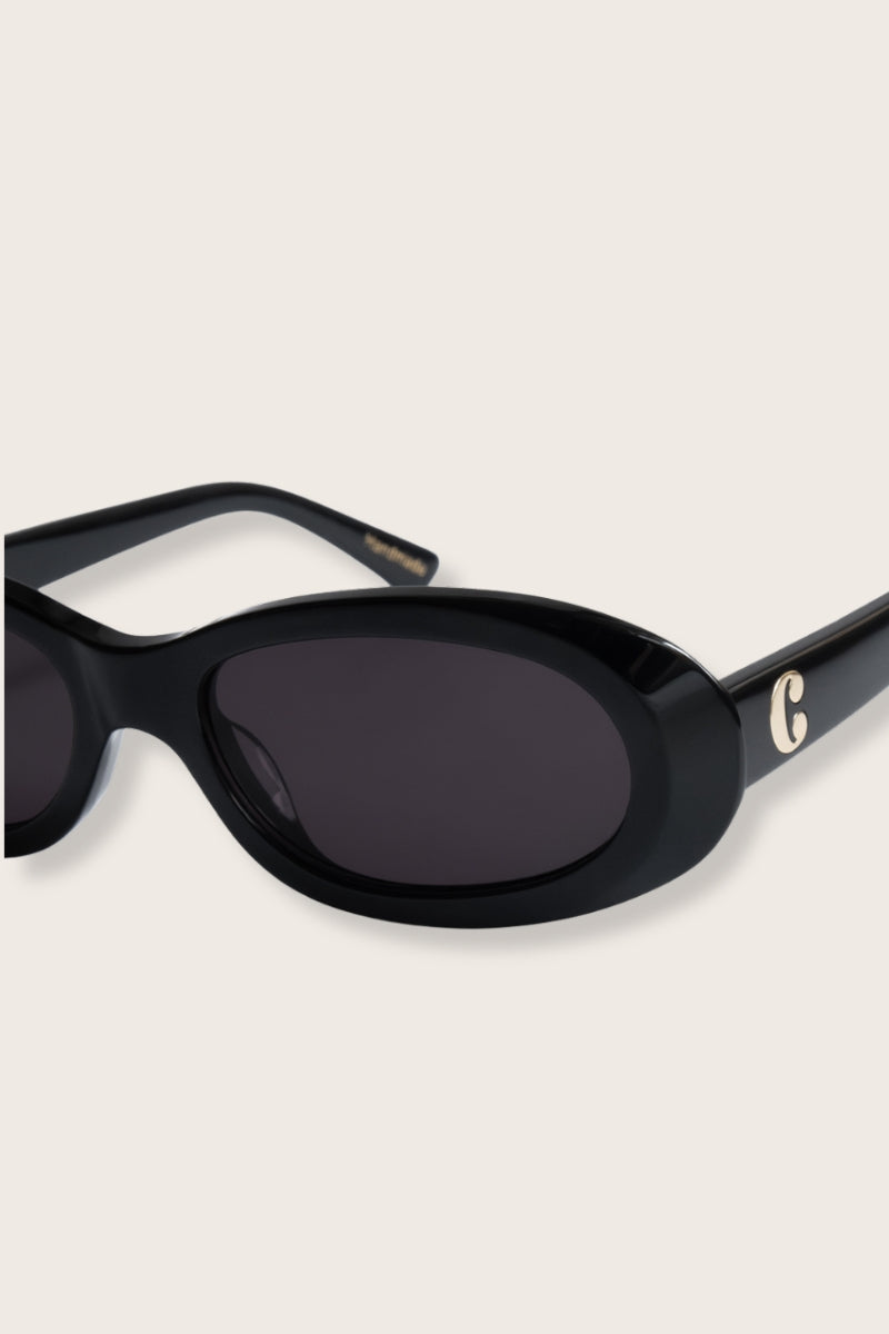 Louis Oval Sunglasses Black