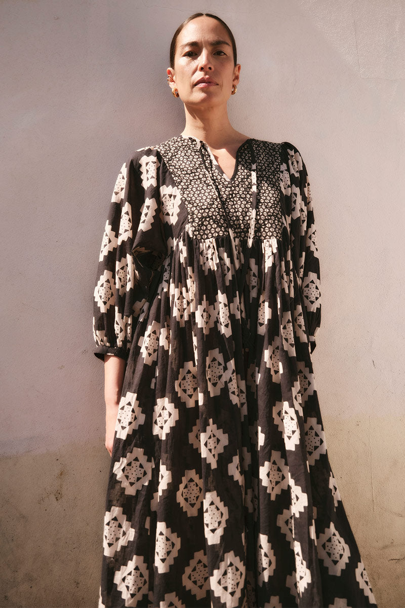 Kaira Monochrome Cotton Midi Dress