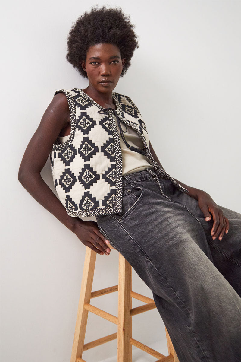 Kaira Monochrome Quilted Gilet