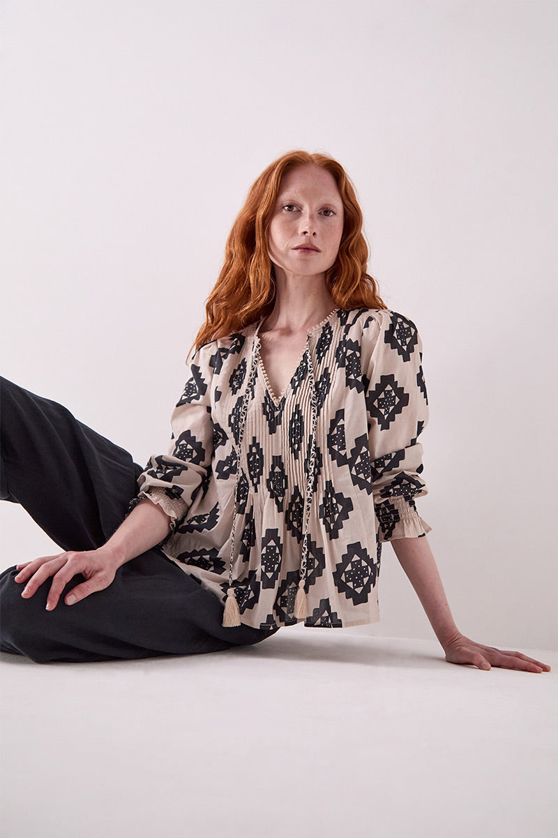 Kaira Monochrome Cotton Top