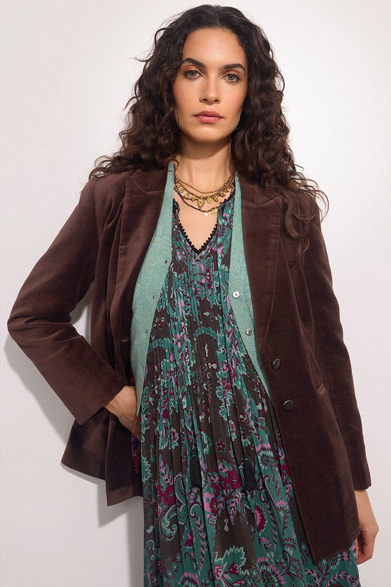 Velora | Mid-Length Blazer with Flattering Cut for Women