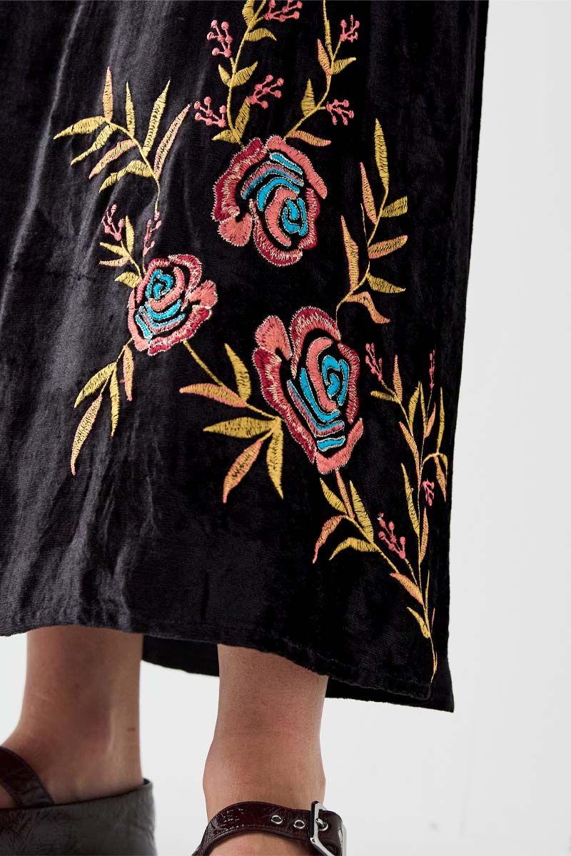 Talia Floral Embroidered Skirt
