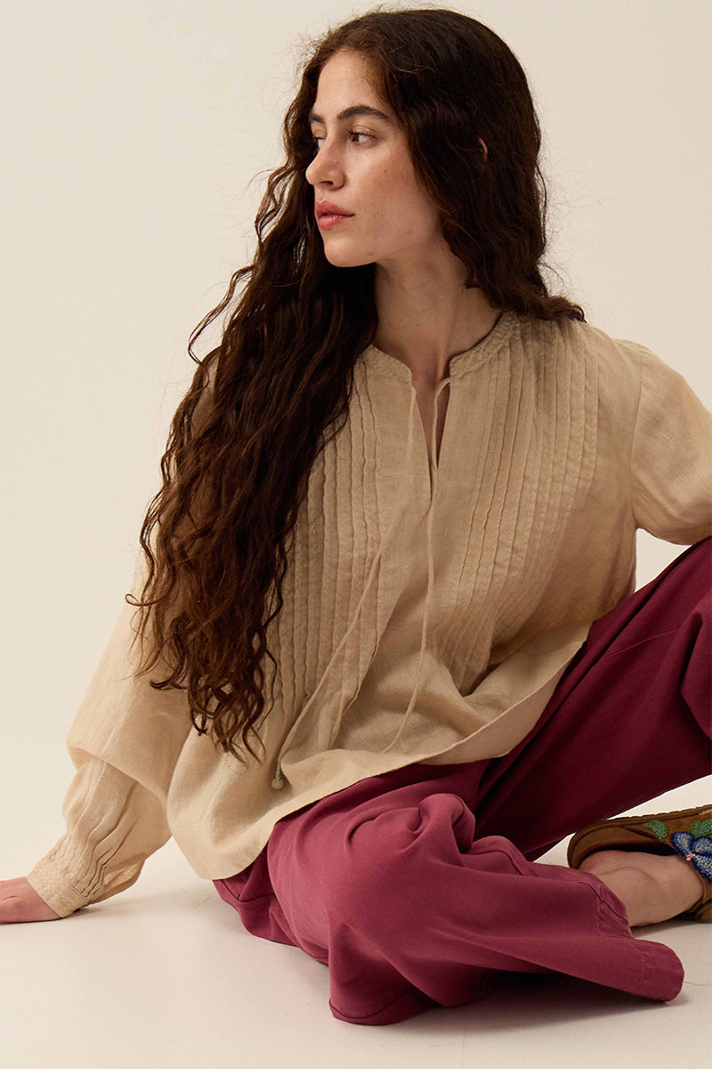 Liza Pintuck Linen Top Beige
