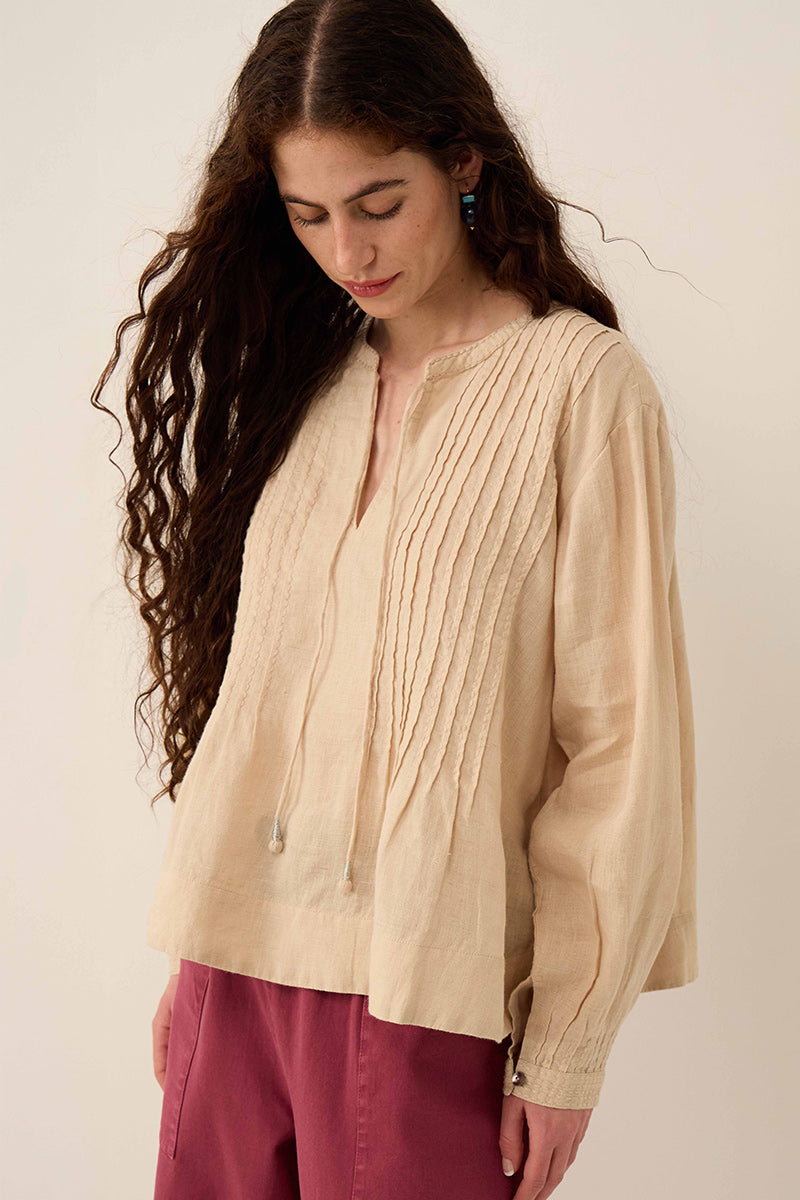Liza Pintuck Linen Top Beige