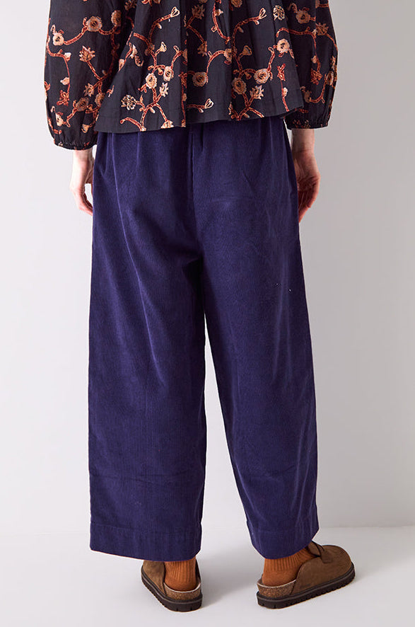 Natalie Cord Trousers Navy