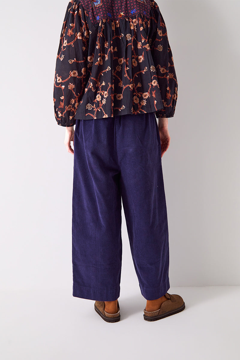 Natalie Cord Trousers Navy
